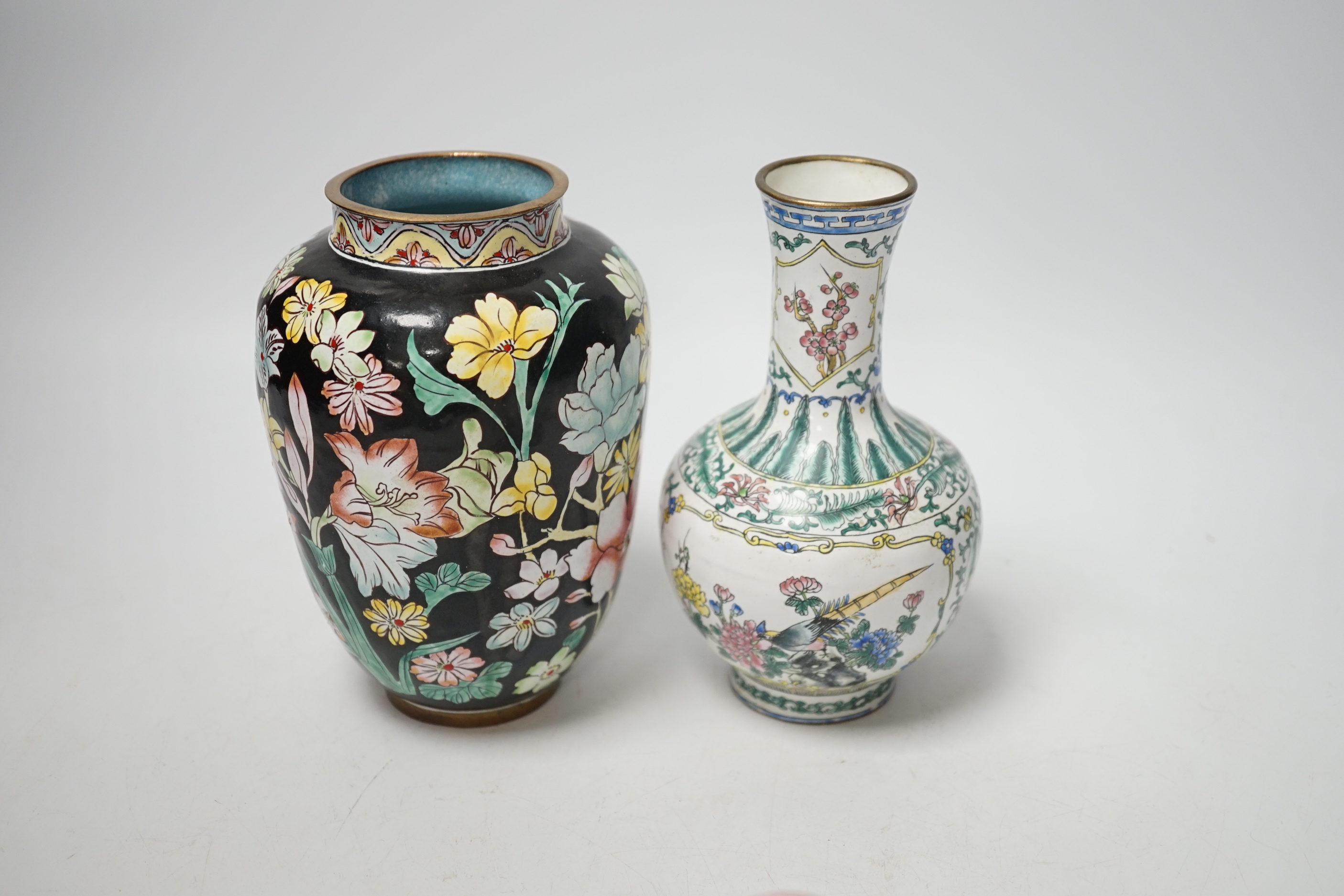 Two Chinese Canton (Guangzhou) enamel vases, a bowl and a 'duck' box and cover (4)